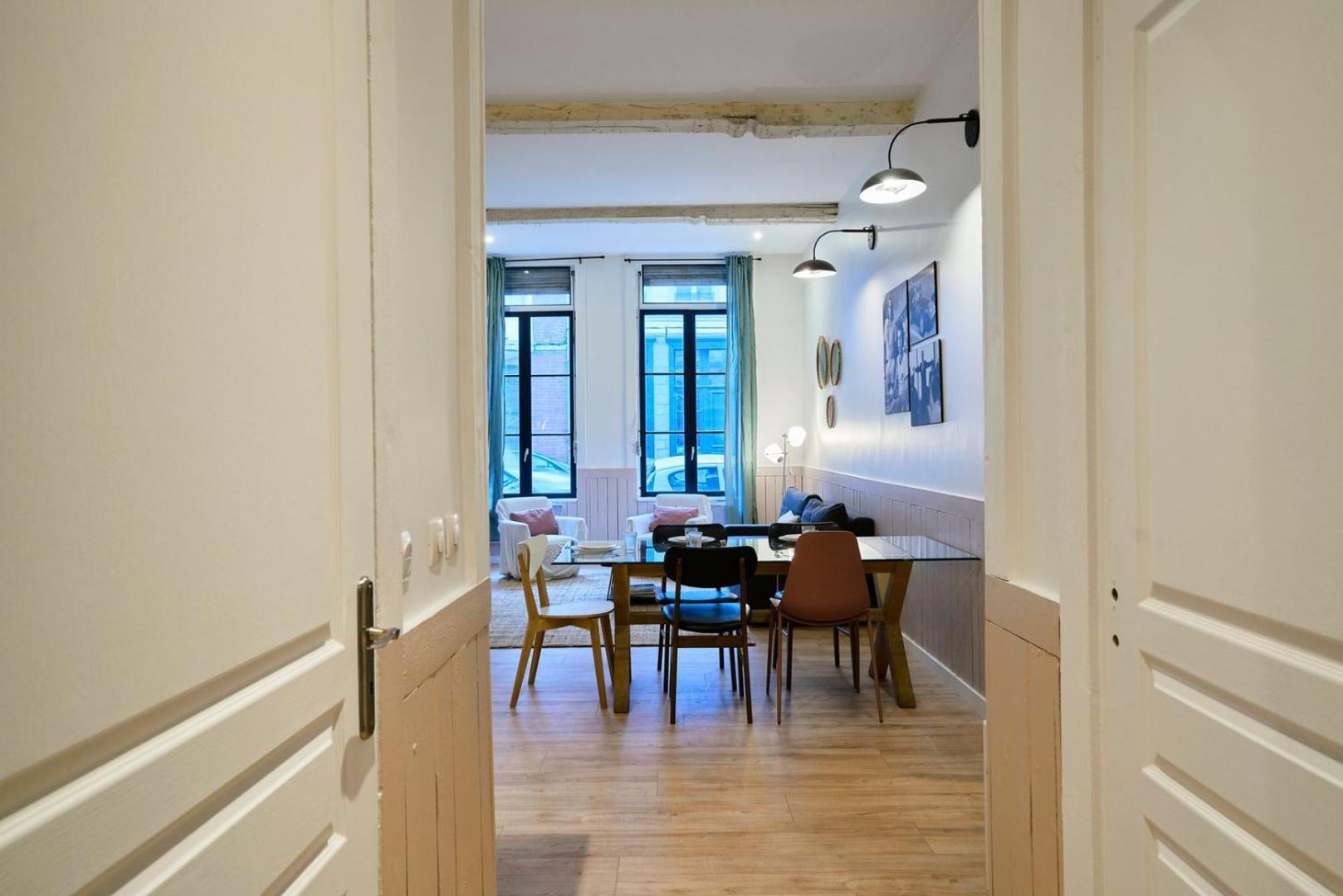 Old Lille: Charming Renovated Apartment Exterior photo